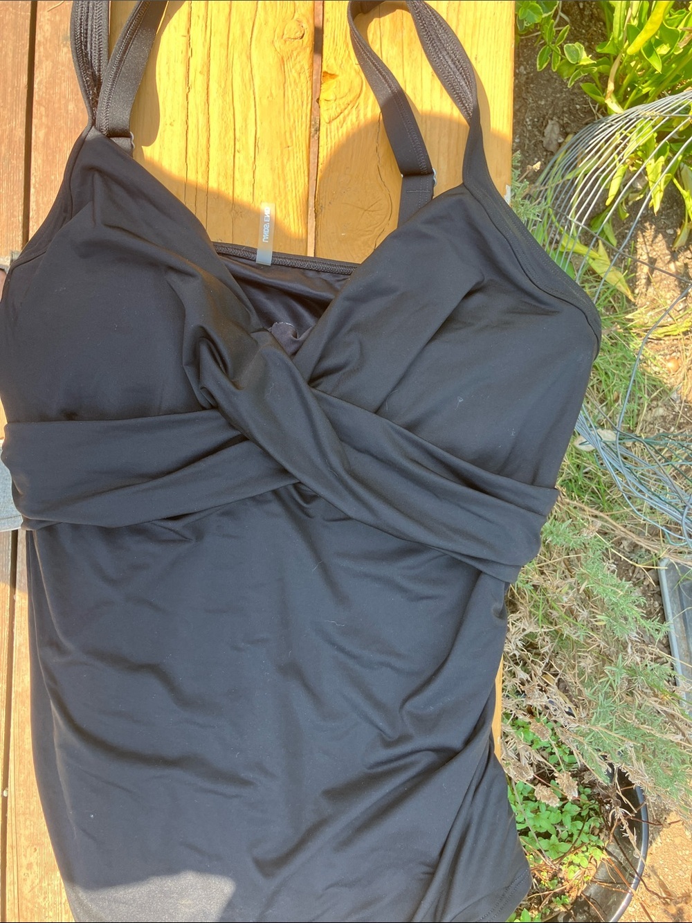 Lands End, full support tankini top ,18 DD black